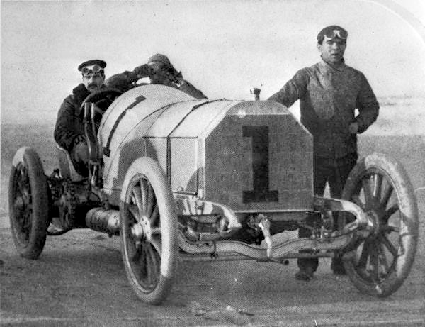 William K. Vanderbilt and his powerful Mercedes - Daytona Beach, Florida.