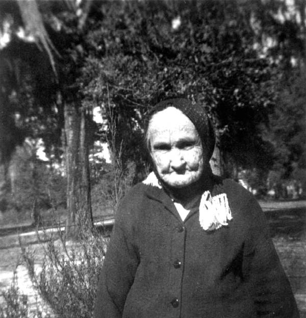 Lizzy Byrd Carroway