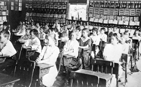 Students sitting properly in class
