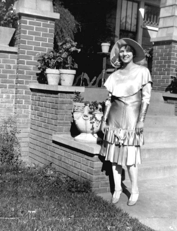 Eliza Carpenter Marshall Register in her wedding dress - Tallahassee, Florida.
