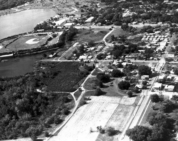 Aerial view looking west along Pine Street - Leesburg, Florida