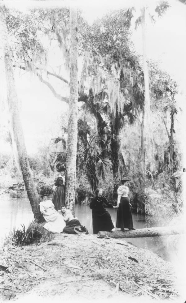 Women relaxing at Blue Springs (Volusia County), 1890.