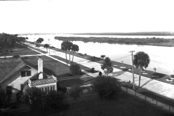 Scenic bird's eye view from the New Smyrna Hotel of boulevard alongside the Indian River - New Smyrna, Florida