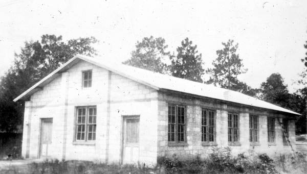 Garage constructed of blocks sawed from Marianna Limestone