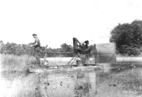 Airboat floating on 1 foot of water over a deep, 10 feet, deposit of Loxahatchee peat