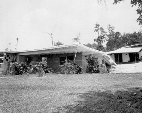 House damaged by the opening of a sinkhole