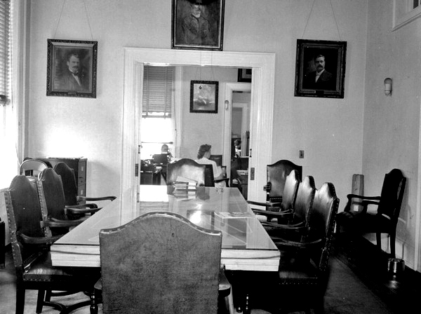 Meeting room and offices in the Office of the Governor