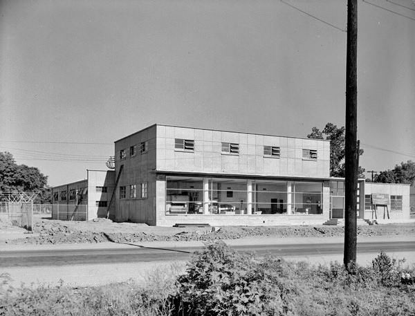Tallahassee Coca-Cola Bottling Company plant during construction