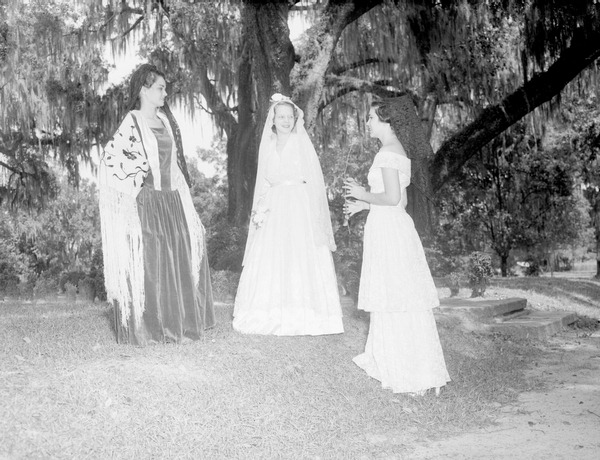 Young women in costume during Tallahassee Women's Club's Tallahassee Trail event