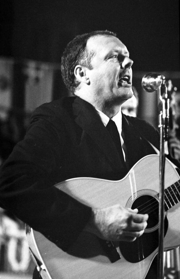 View showing Will McLean performing at the 1970 Florida Folk Festival - White Springs, Florida.