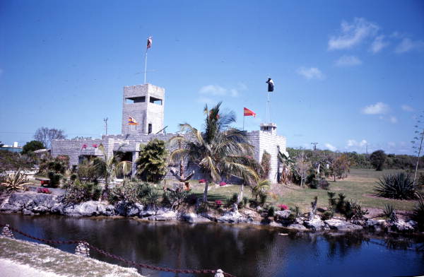 McKee's Museum of Sunken Treasure - Plantation Key, Florida