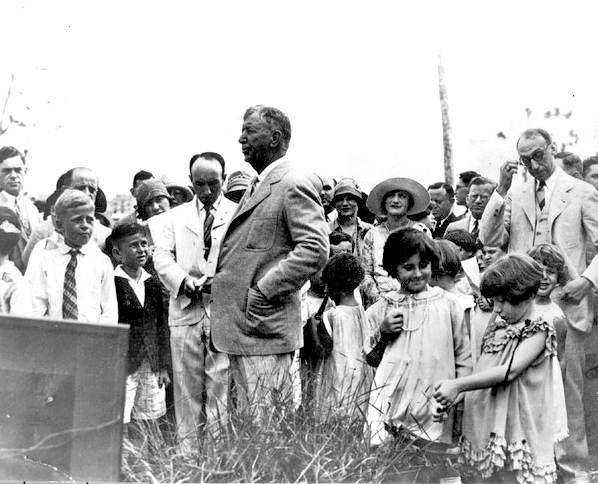 Groundbreaking ceremony of Temple Israel.