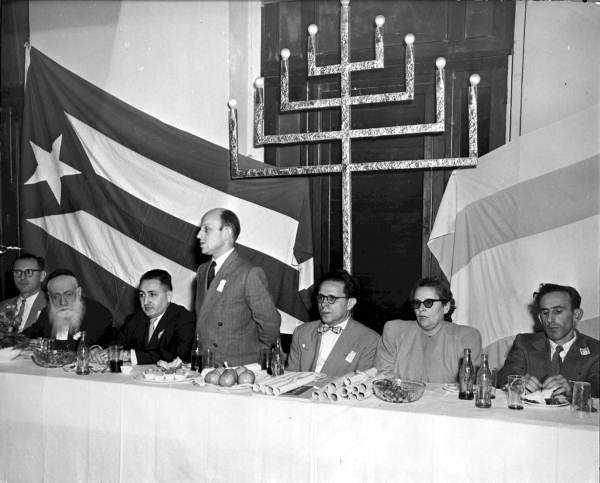 Members of the Jewish community prior to coming to Miami - Havana, Cuba