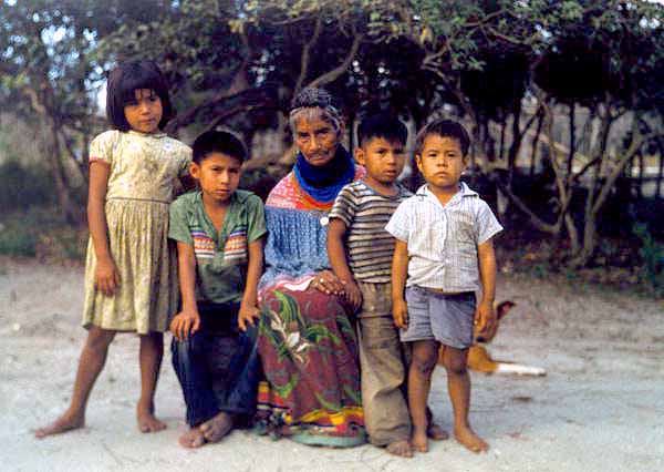 Seminole woman and her four grandchildren.