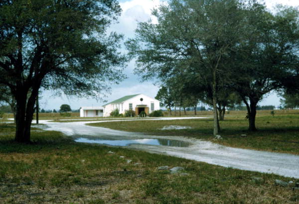 Unidentified building at the Dania Seminole Indian Reservation