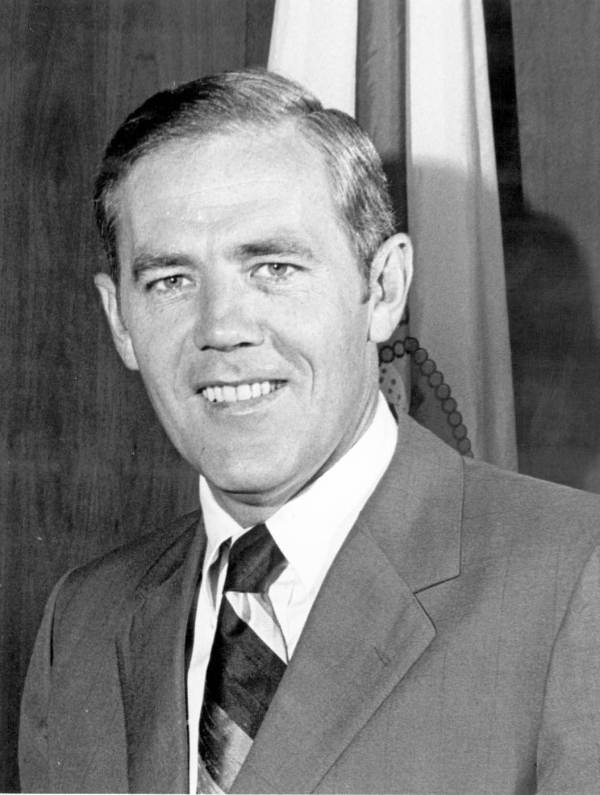 Portrait of Florida Lieutenant Governor Ray Osborne