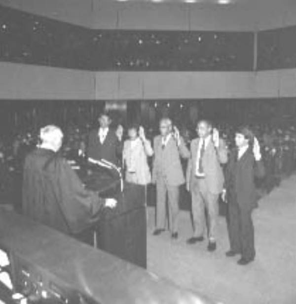 Oath taking by Florida political representatives