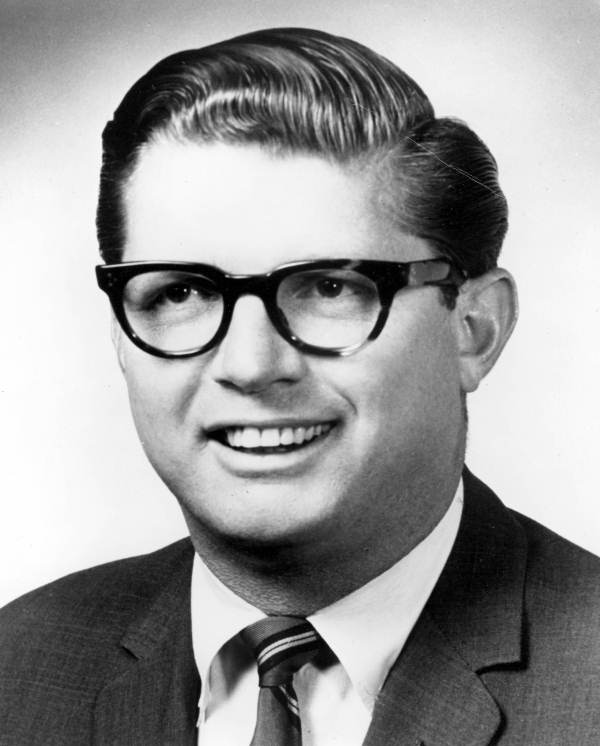 Portrait of Florida legislative representative Dick Renick.