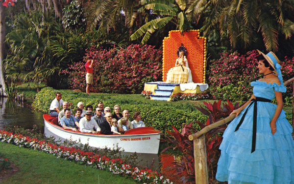Visitors admiring Southern Belles at Cypress Gardens.