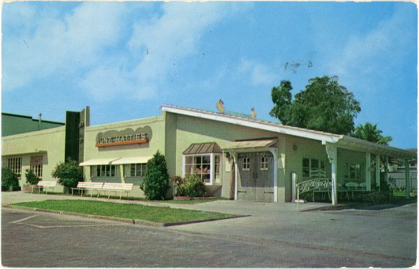 Aunt Hattie's restaurant in St. Petersburg.