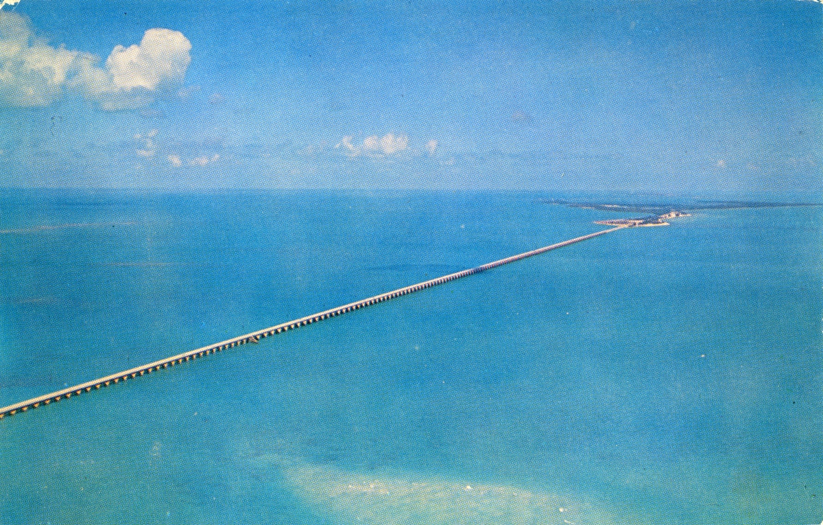 Aerial view of Seven Mile Bridge from Knight's Key to Pigeon Key.