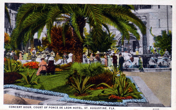 Concert hour, court of Ponce de Leon Hotel, St. Augustine, Florida