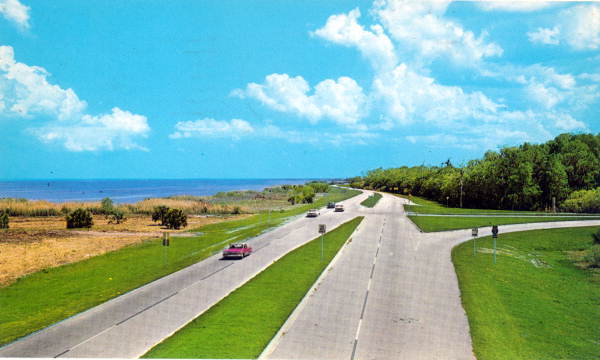Approaching Sanford along Lake Monroe - Sanford, Florida
