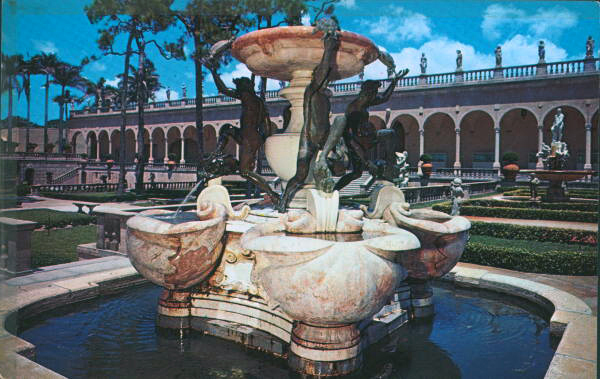 Fountain of the Tortoises - Sarasota, Florida .