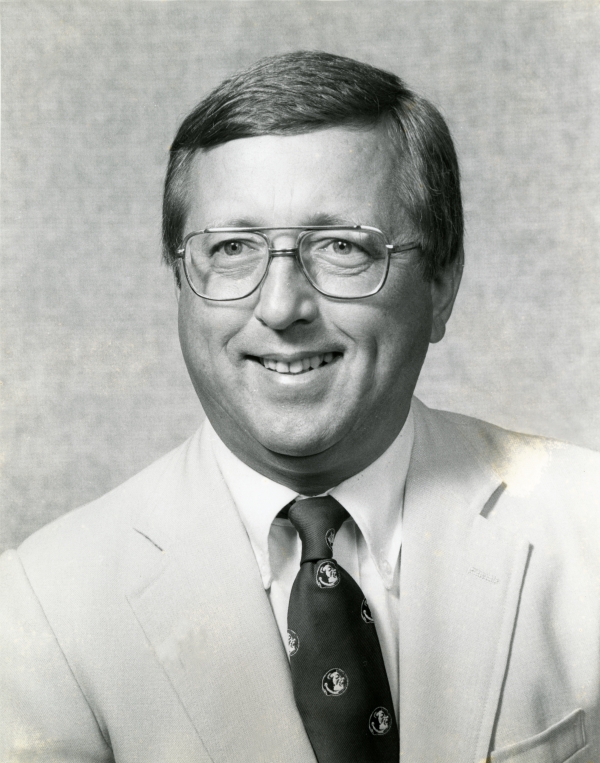 Portrait of FSU sports broadcaster Gene Deckerhoff.