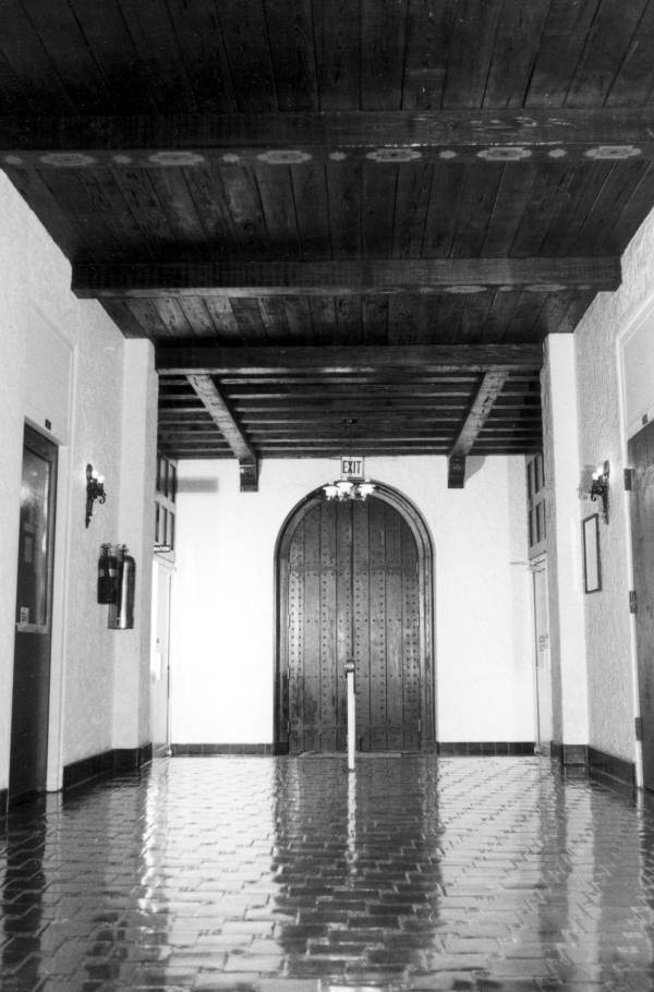 Interior view of the entrance to Bay Pines VA Hospital.