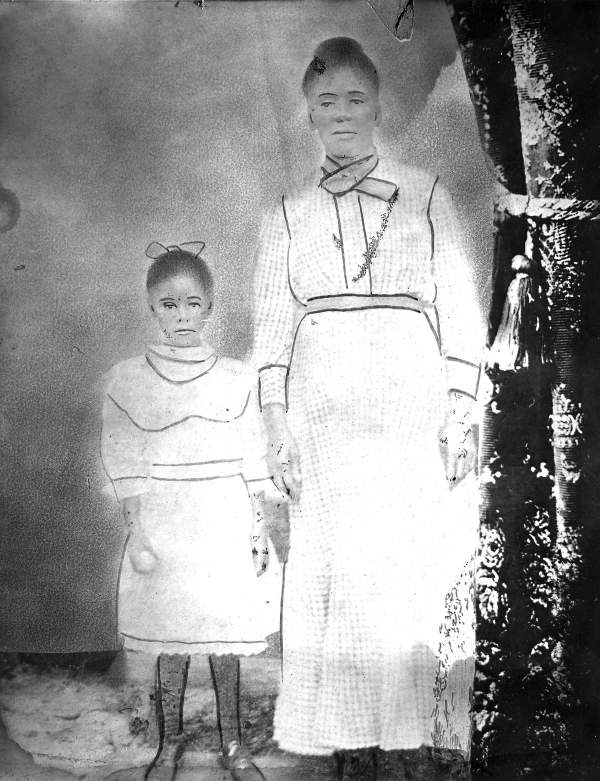 Former slave Mariah Jones Delancy and daughter Julia