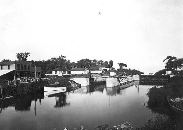 West Palm Beach Canal looking toward Lake Okeechobee.