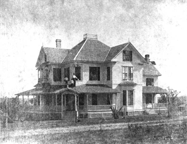 Front of large home in Clermont