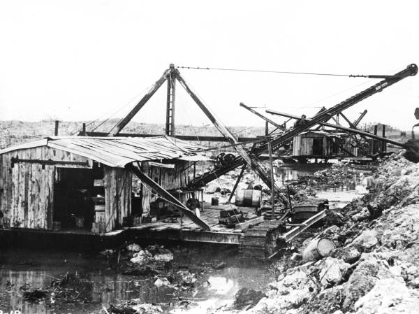 Three dredges in tandem on east trail