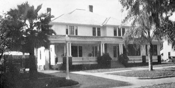 Touchton's Tourist Home - Dade City, Florida