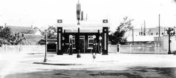 Jones Gulf Station