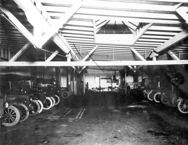 Early Gainesville garage