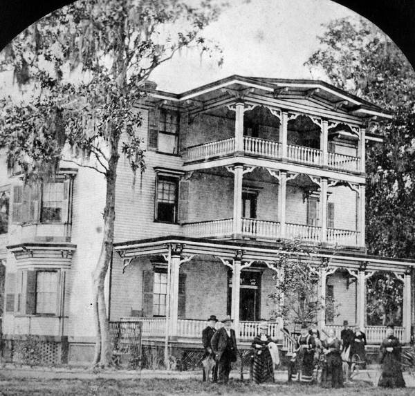 Thaddeus Davids' residence.