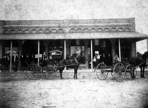 Block of businesses - High Springs, Florida.