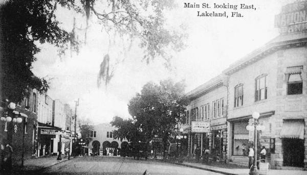 Main Street looking east - Lakeland, Florida