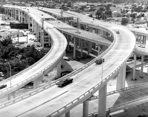 Looking south over the interchange between Interstate 95 and the Downtown Distributor in Miami.