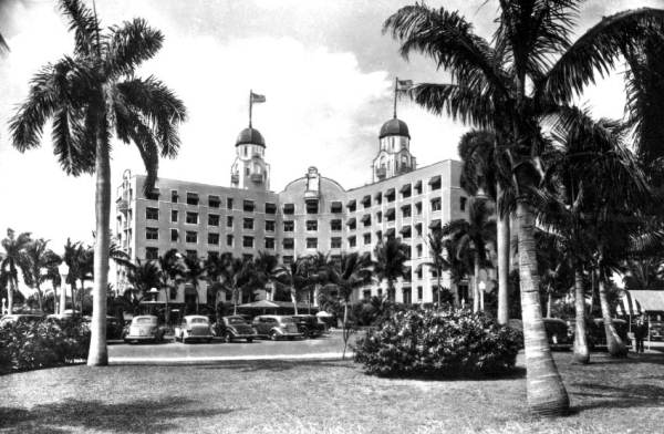 Nautilus Hotel.