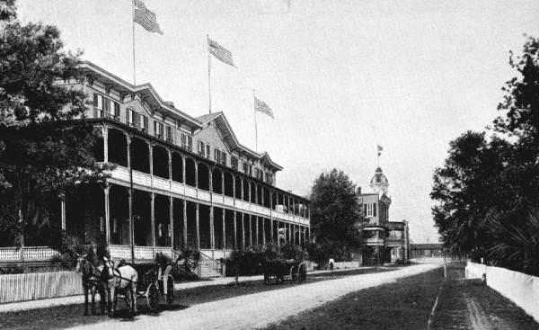 Street scene : Sanford, Florida.