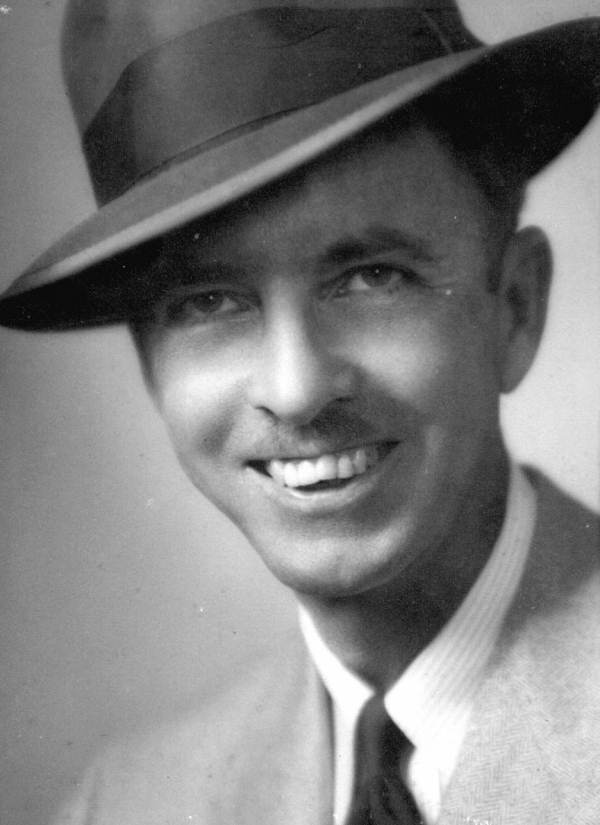 Charlie Knott.