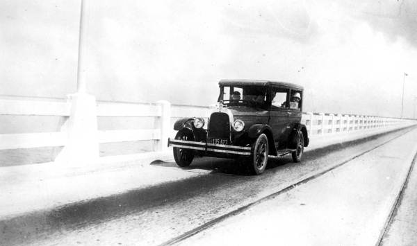 Car on the Gandy Bridge