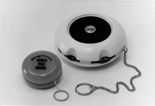 Magnavox yo-yo and radio