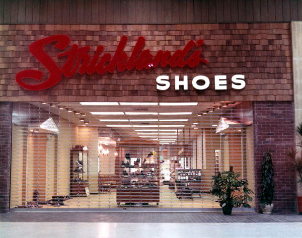 Storefront of Strickland's Shoes in the Northwood Mall on opening day - Tallahassee, Florida.
