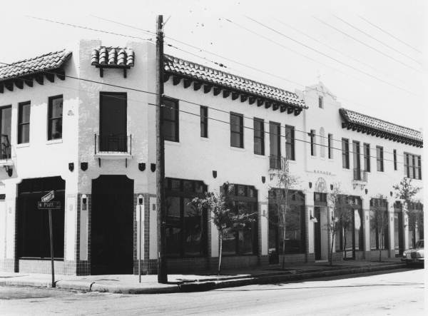 Commercial building at 1200 West Platt Street on the southwest corner of South Newport Avenue in the Hyde Park Historic District of Tampa, Florida.