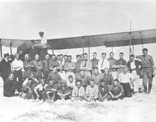 Group photo of Curtiss Flying School - Hialeah, Florida