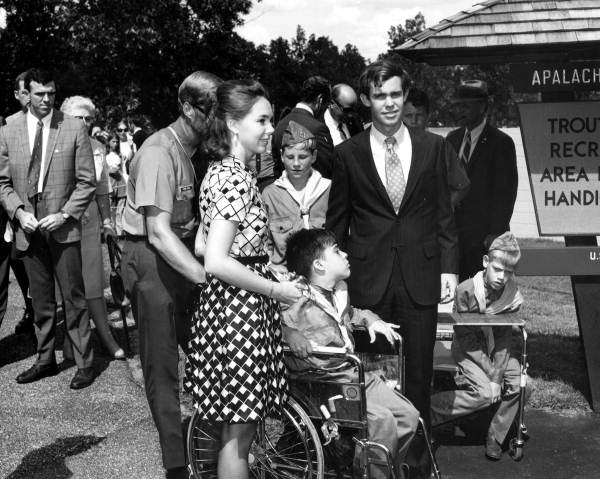 Julie Nixon Eisenhower and her husband David at the dedication of Trout Pond